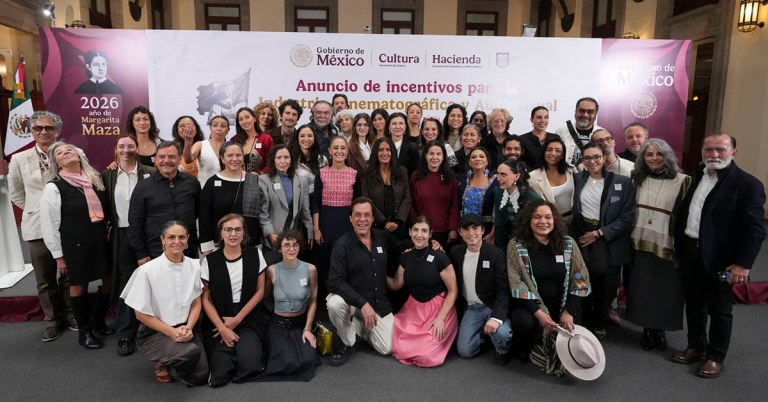 Mexico_Incentivos_Salma-Hayek_021926