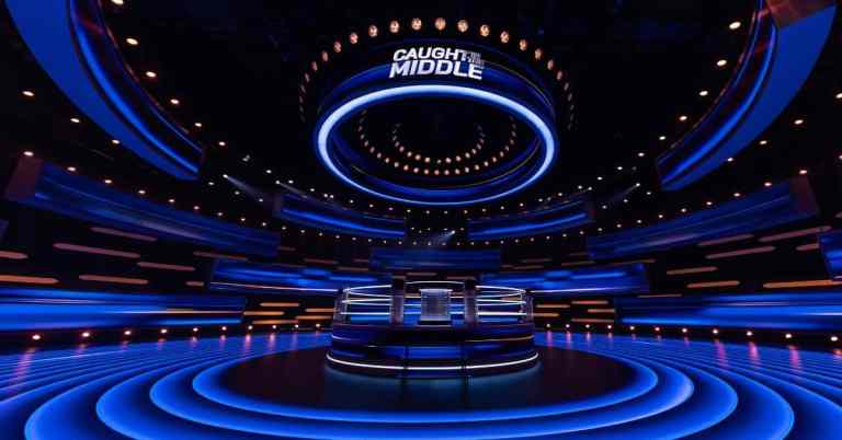 Atresmedia_Caught in the Middle_0426